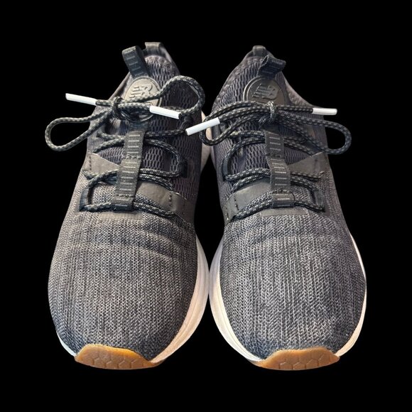 New Balance sneakers running shoes black women’s size 7 like new - Picture 3 of 11